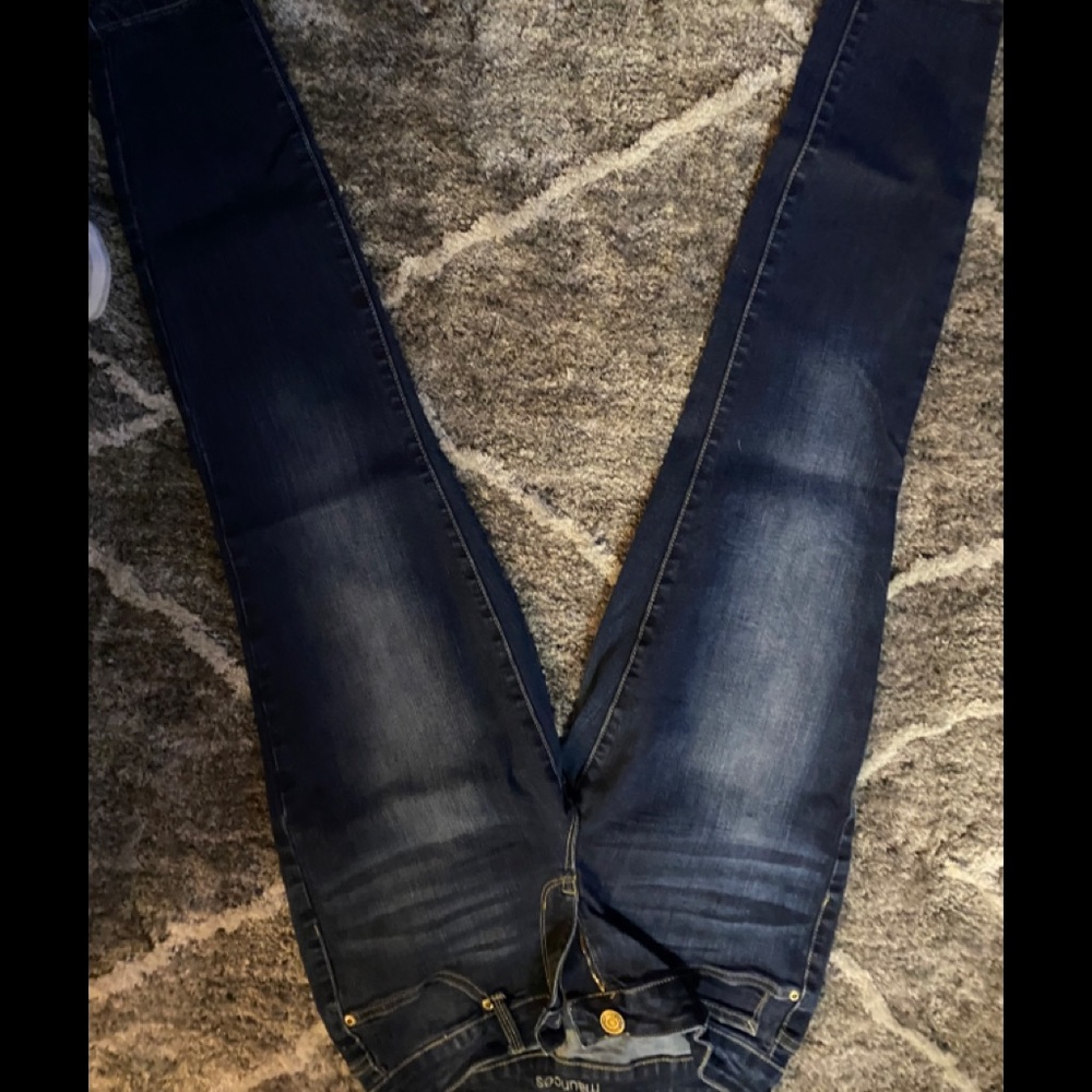 Maurices jeans
